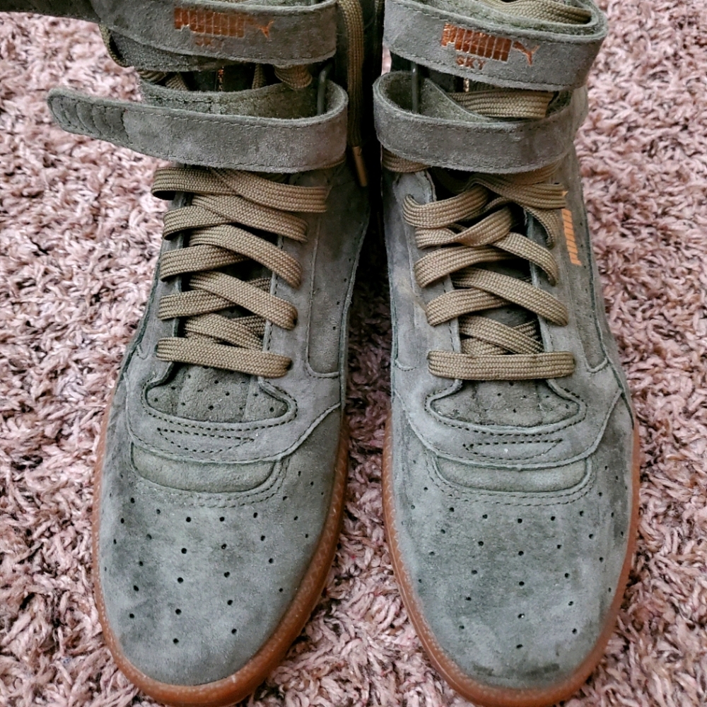 Puma High-Top Sneakers